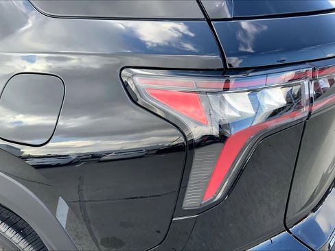 Certified 2026 Chevrolet Equinox LT w/ Convenience Package II image 27