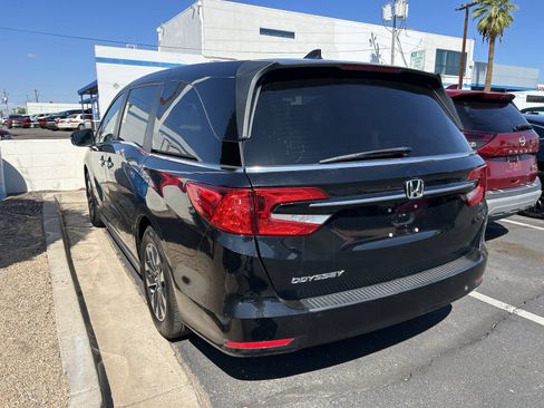 Used 2023 Honda Odyssey EX-L image 7