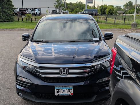 Used 2017 Honda Pilot EX-L image 5