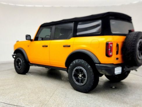 Used 2021 Ford Bronco Badlands image 7