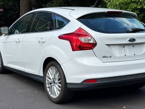 Used 2012 Ford Focus SEL FWD image 11