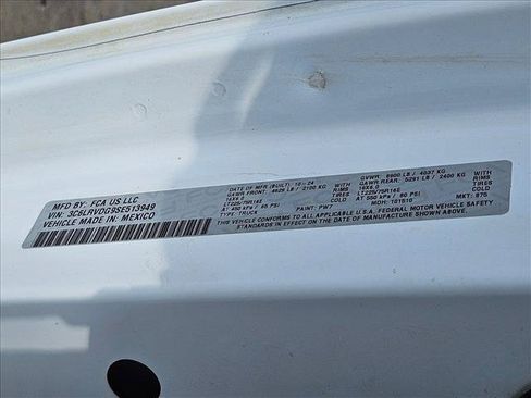 Used 2025 RAM ProMaster 2500 w/ Convenience Group FWD image 24