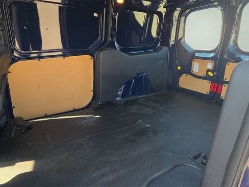 Used 2017 Ford Transit Connect XL image 21