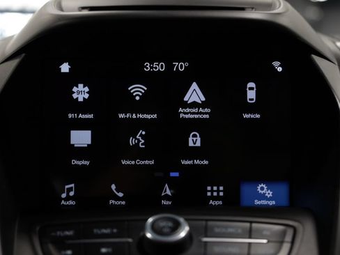 Used 2018 Ford Escape SEL w/ Ford Safe & Smart Package AWD/4WD image 48