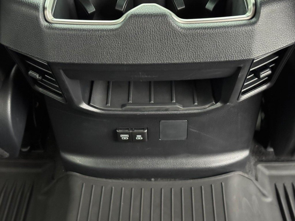 Used 2025 Toyota Tundra SR5 AWD/4WD image 12