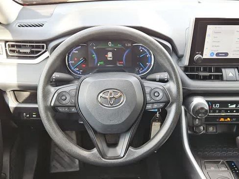 Used 2024 Toyota RAV4 LE AWD/4WD image 20