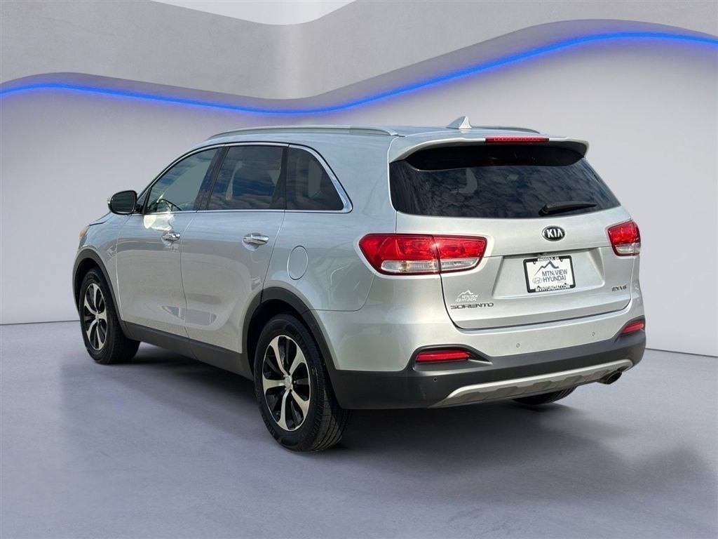 Used 2016 Kia Sorento EX FWD image 6