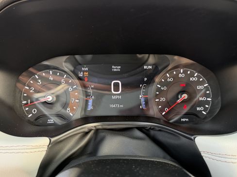 Used 2025 Jeep Compass Limited AWD/4WD image 18