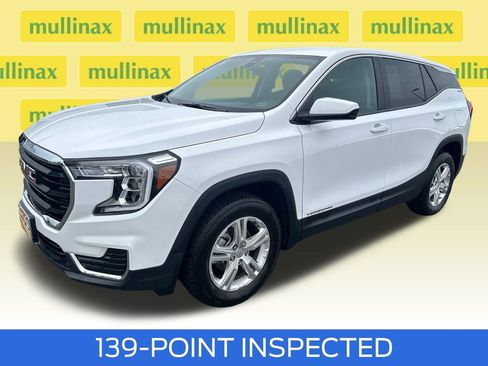 Used 2024 GMC Terrain SLE AWD/4WD image 15