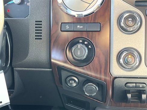 Used 2016 Ford F350 Lariat w/ Lariat Ultimate Package image 19