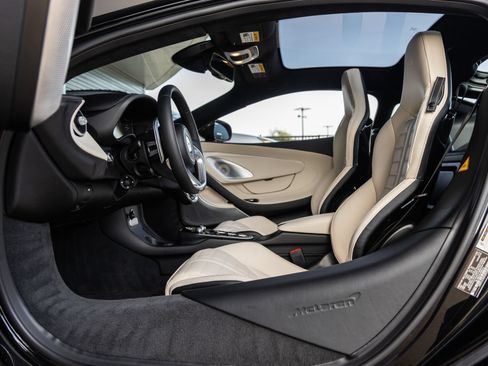 Used 2026 McLaren GTS RWD image 21