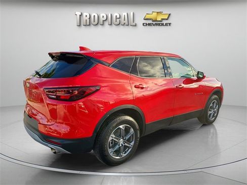Used 2023 Chevrolet Blazer LT image 5