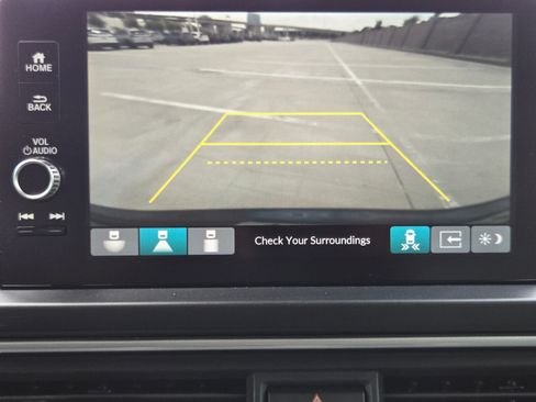 Certified 2025 Honda Pilot EX-L image 14