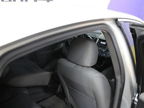 Used 2017 Chevrolet Impala LS FWD image 10