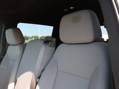 Used 2023 Chevrolet Silverado 1500 LT w/ Safety Package AWD/4WD image 9