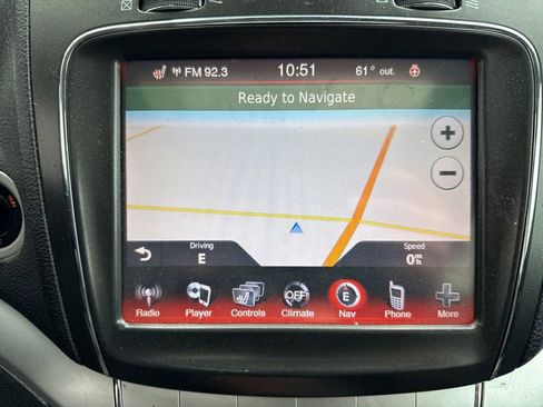 Used 2013 Dodge Journey R/T w/ Flexible Seating Group image 17