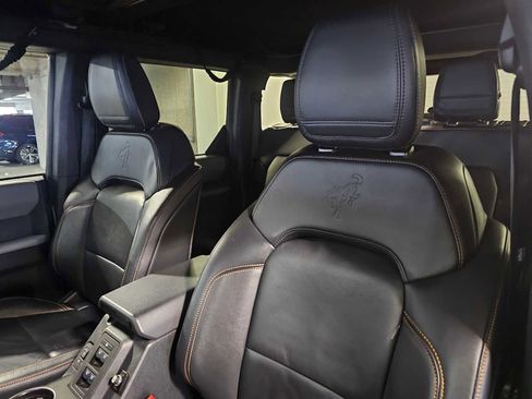 Used 2022 Ford Bronco Badlands image 31