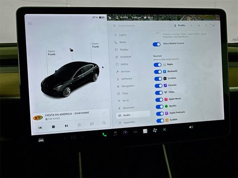 Used 2018 Tesla Model 3 Long Range image 41