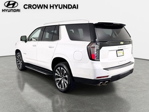 Used 2025 Chevrolet Tahoe High Country RWD image 8