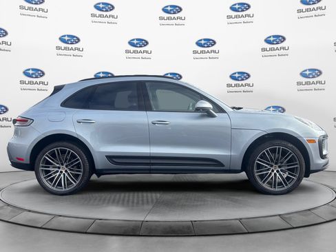 Used 2026 Porsche Macan AWD/4WD image 6