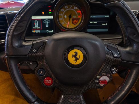 Used 2012 Ferrari 458 Spider image 3