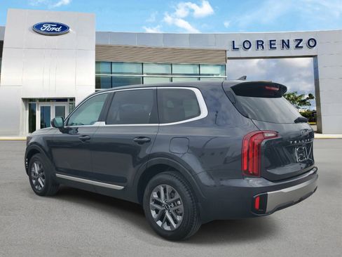 Used 2025 Kia Telluride LX FWD image 7