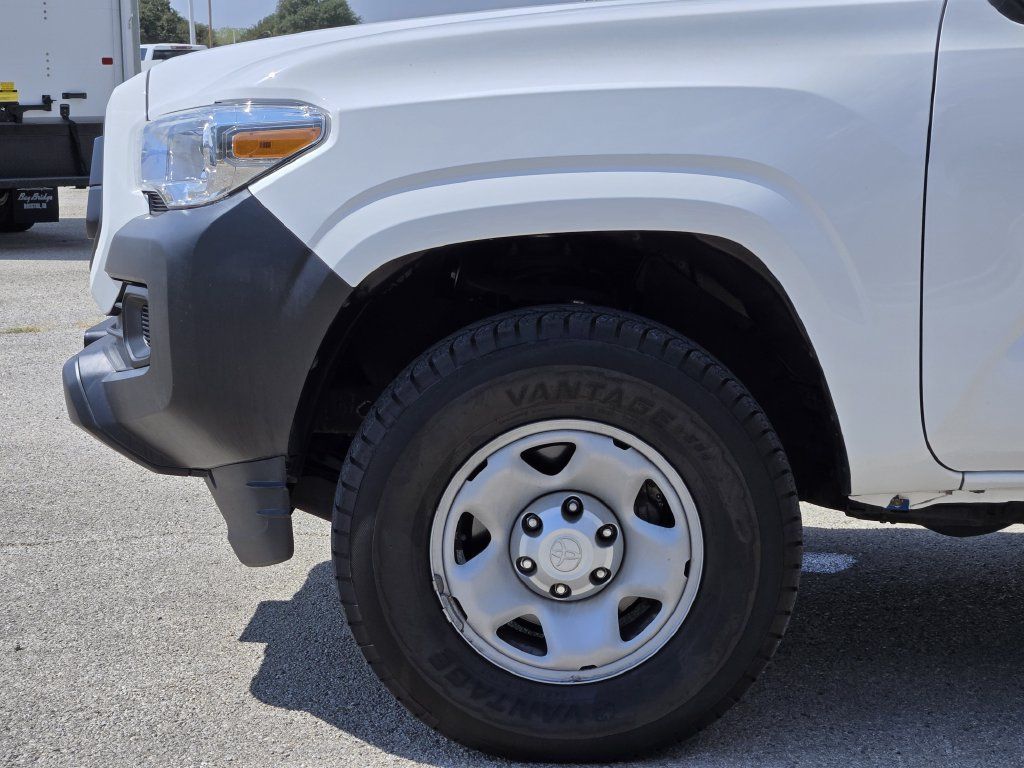 Used 2022 Toyota Tacoma SR RWD image 8