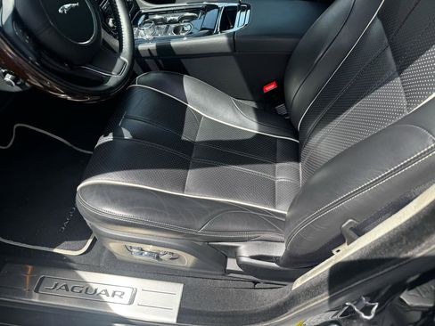 Used 2015 Jaguar XJ L Portfolio AWD/4WD image 13