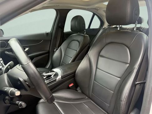 Used 2016 Mercedes-Benz C 300 4MATIC Sedan image 38