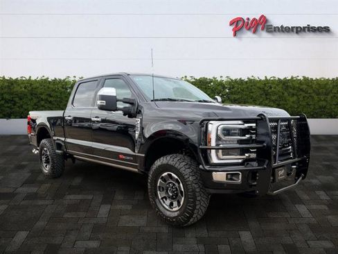 Used 2024 Ford F250 Platinum w/ Tremor Off-Road Package image 7