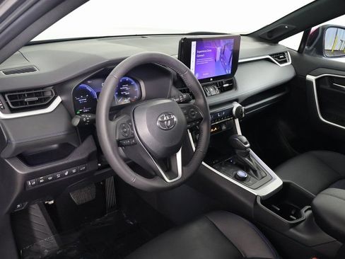 Used 2024 Toyota RAV4 XSE w/ Advanced Technology Package AWD/4WD image 7
