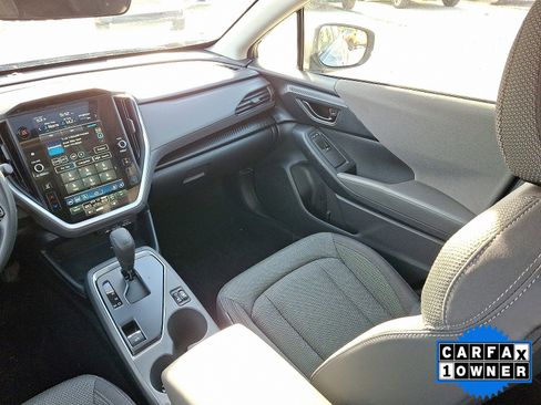 Used 2024 Subaru Crosstrek 2.0i Premium image 18