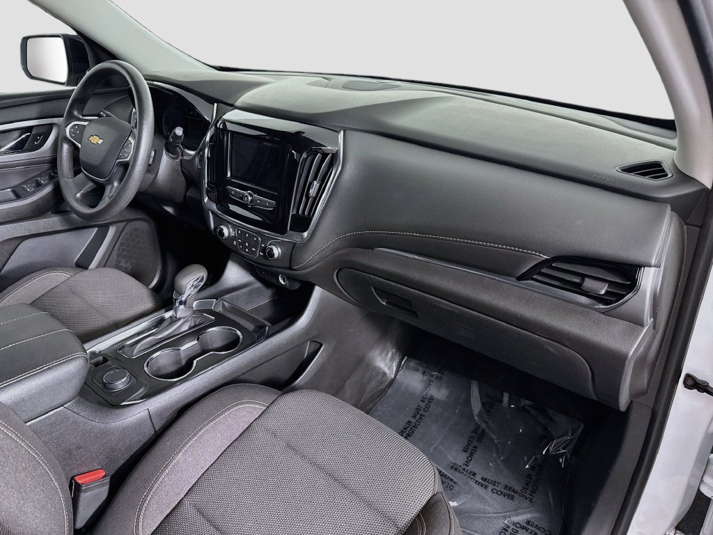Used 2021 Chevrolet Traverse LS w/ LPO, Cargo Package FWD image 28