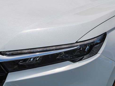 Certified 2026 Honda CR-V EX image 5