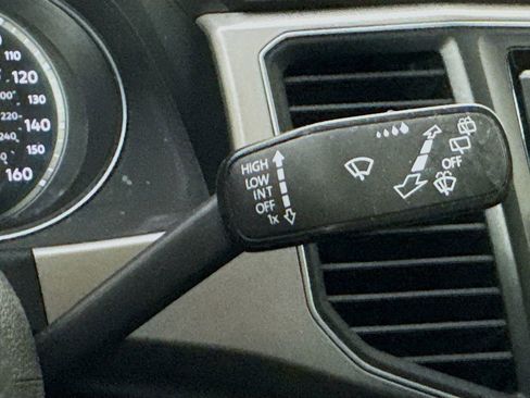 Used 2019 Volkswagen Atlas S image 13