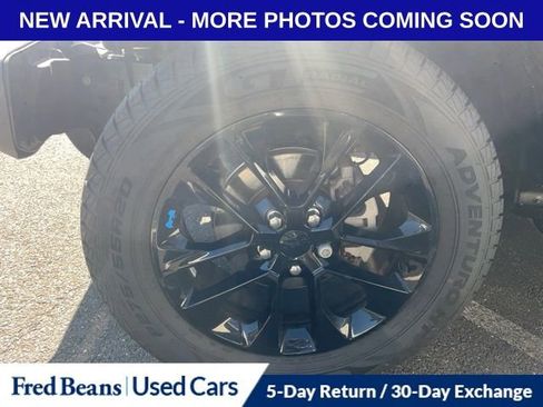 Used 2022 Jeep Wrangler Unlimited Sahara w/ Cold Weather Group image 14