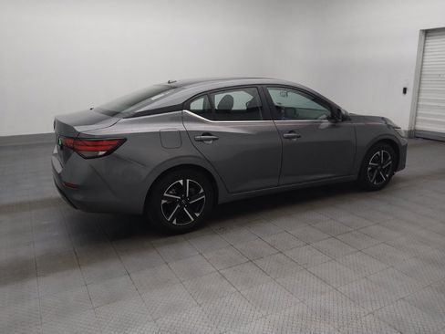 Used 2025 Nissan Sentra SV FWD image 10