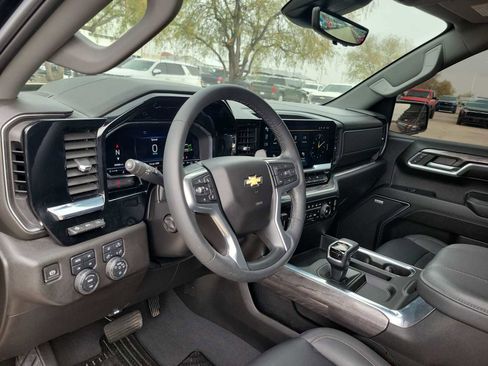 Used 2024 Chevrolet Silverado 1500 LTZ w/ Technology Package image 2