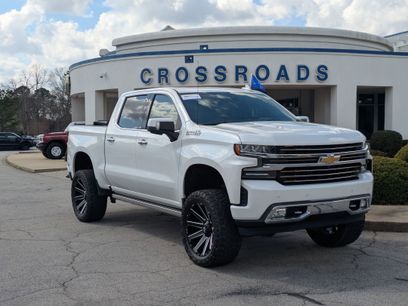 Used 2020 Chevrolet Silverado 1500 High Country w/ Technology Package