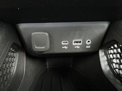Certified 2021 Chevrolet TrailBlazer ACTIV w/ Convenience Package image 21