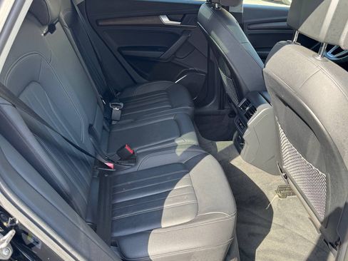 Used 2021 Audi Q5 2.0T Premium w/ Convenience Package AWD/4WD image 19
