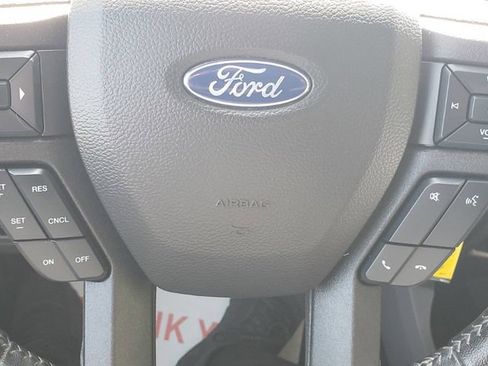 Used 2020 Ford F150 XLT w/ Equipment Group 302A Luxury AWD/4WD image 18