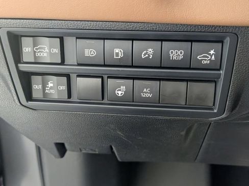 Used 2026 Toyota Sequoia 1794 Edition AWD/4WD image 15