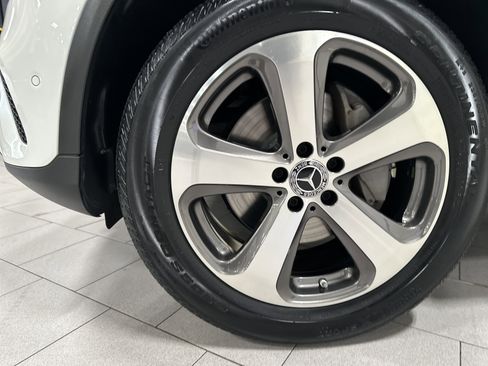 Certified 2022 Mercedes-Benz GLC 300 4MATIC image 11