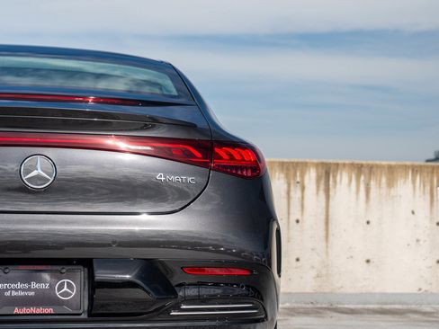 Certified 2023 Mercedes-Benz EQE 500 4MATIC Sedan image 10