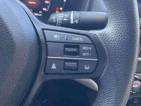 Used 2024 Honda Accord EX image 19