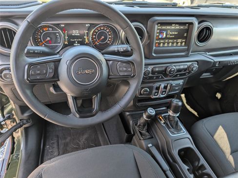 Used 2023 Jeep Wrangler Sport AWD/4WD image 16
