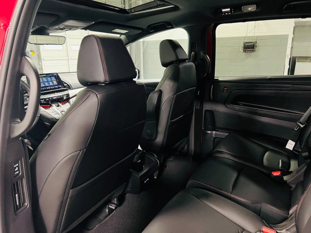 New 2026 Honda Odyssey Sport-L image 25