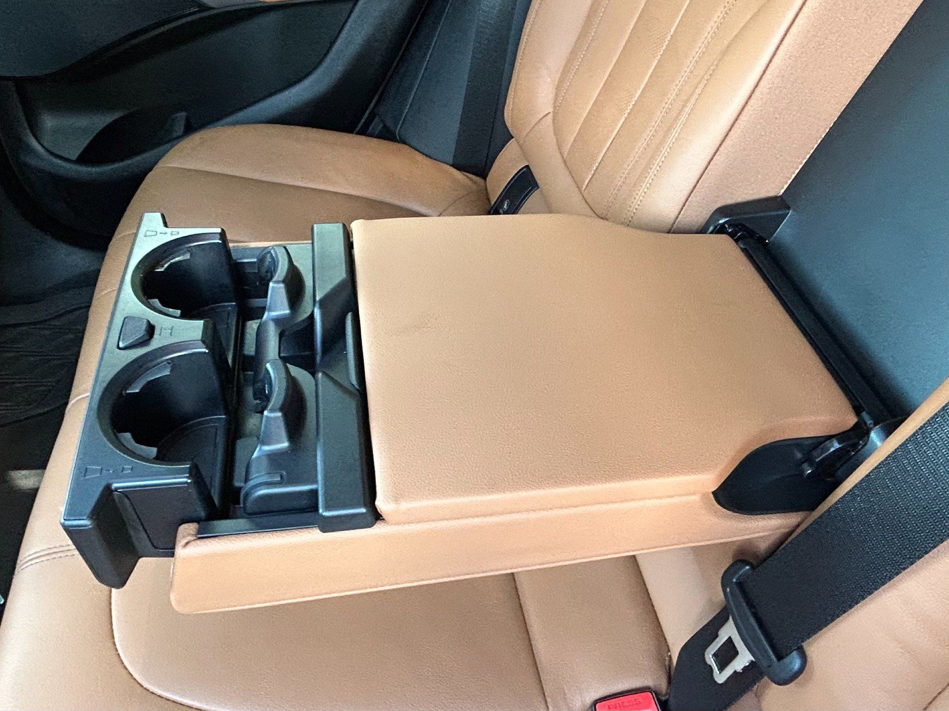 Used 2022 BMW X6 xDrive40i w/ Premium Package AWD/4WD image 30