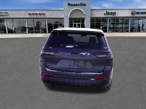 New 2025 Jeep Grand Cherokee L Limited w/ Black Appearance Package image 4